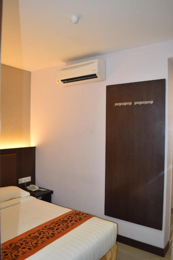 Sunrise Hotel 2*